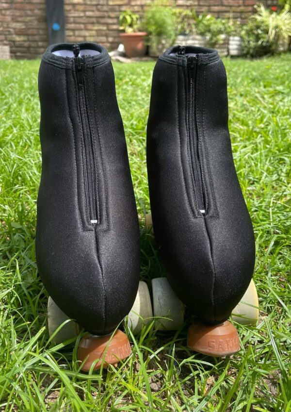 Cubre Neoprene Liso Cierre Superior